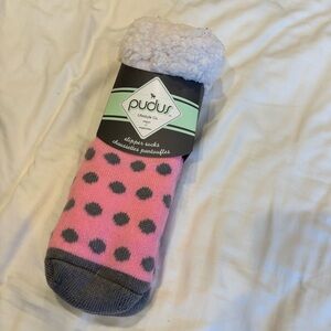 NWT Pudus Pink and Gray Slipper Socks